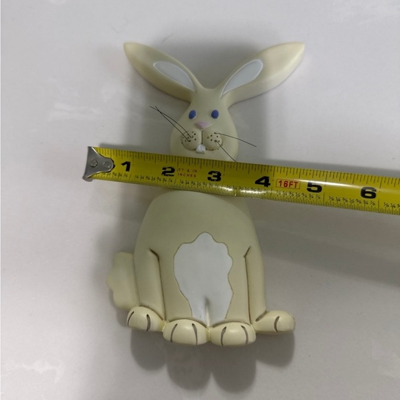 Ceramic bunny wall hanging - Picture 3 of 6